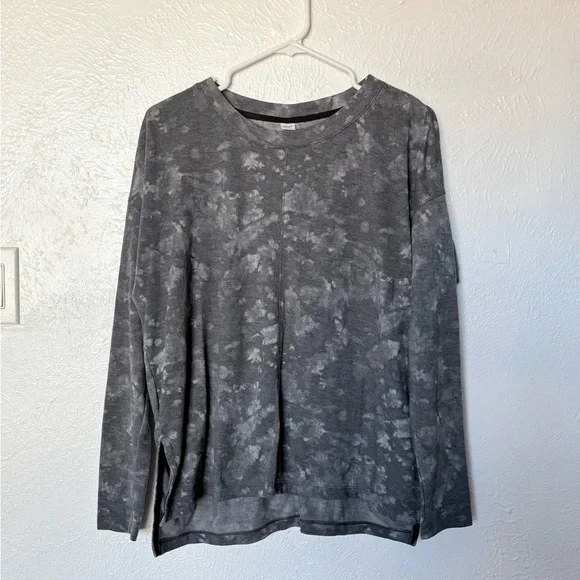 Old Navy Active Charcoal Tie-Dye Long Sleeve Shirt relaxed fit size medium - Picture 1 of 7